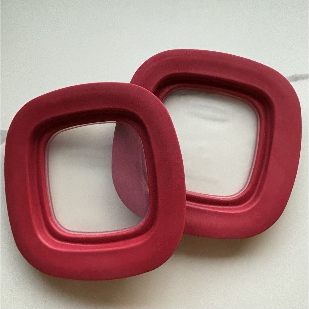 Lot Of 2 Replacement Rubbermaid Glass Container LIDS 7 1/8" Square Red